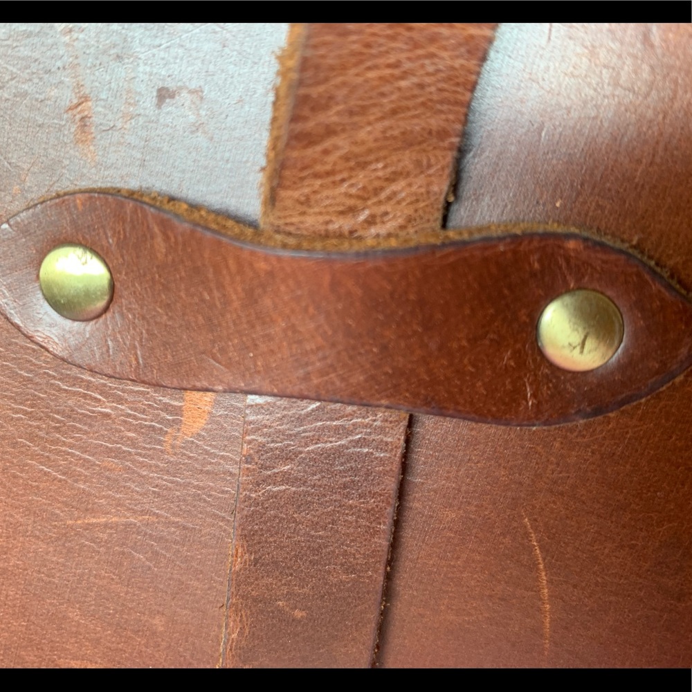 Unique design. Cord hard leather bag. Tan colour. With long straps. - Picture 5 of 9